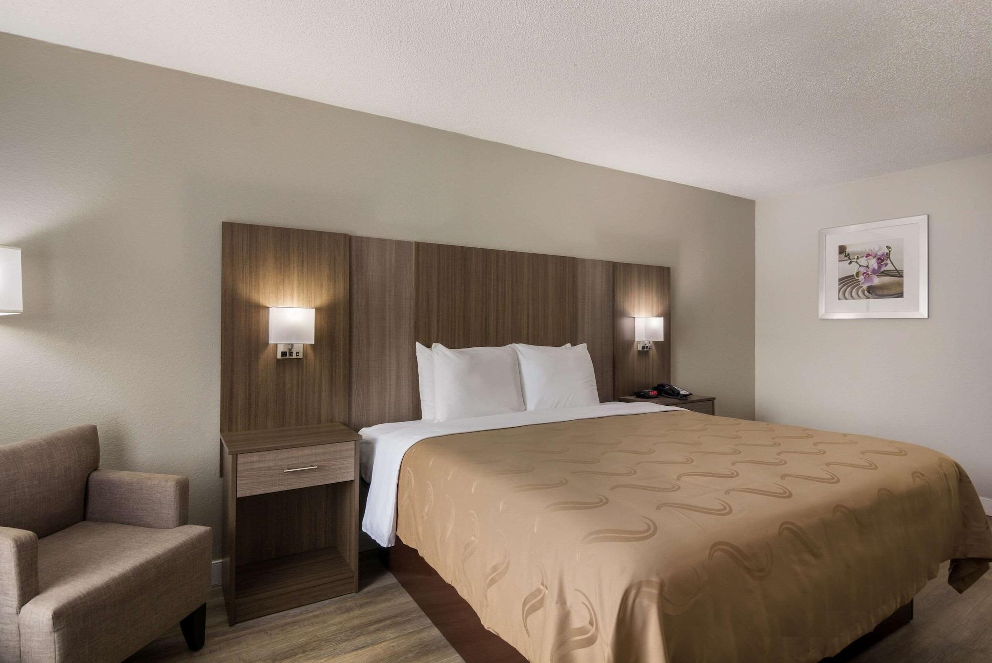 Quality Inn Emporia Exterior foto